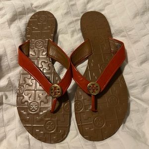 Tory Burch Thora sandal size 10 orange patent leather
